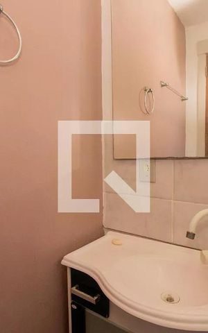 Apartamento à venda com 39m², 2 quartos e 1 vaga Apartamento à venda com 39m², 2 quartos e 1 vagaBanheiro