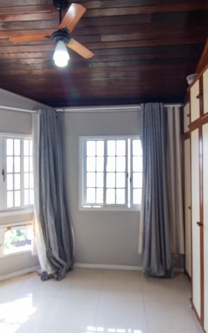 Casa à venda com 590m², 3 quartos e 2 vagas