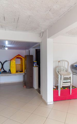 Casa à venda com 590m², 3 quartos e 2 vagas