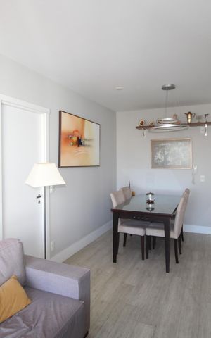 Apartamento à venda com 67m², 2 quartos e 2 vagasSala