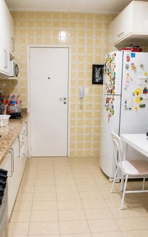 Apartamento à venda com 120m², 2 quartos e 1 vaga Apartamento à venda com 120m², 2 quartos e 1 vagaCozinha