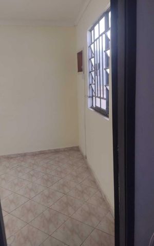 Casa para alugar com 40m², 2 quartos e sem vaga Casa para alugar com 40m², 2 quartos e sem vagaQuarto