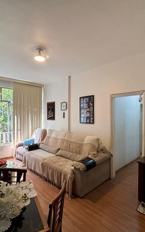 Apartamento à venda com 76m², 3 quartos e sem vaga Apartamento à venda com 76m², 3 quartos e sem vagaSala