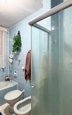 Apartamento à venda com 76m², 3 quartos e sem vaga Apartamento à venda com 76m², 3 quartos e sem vagaBanheiro social