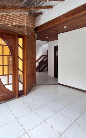Casa à venda com 195m², 3 quartos e 3 vagasSala 2