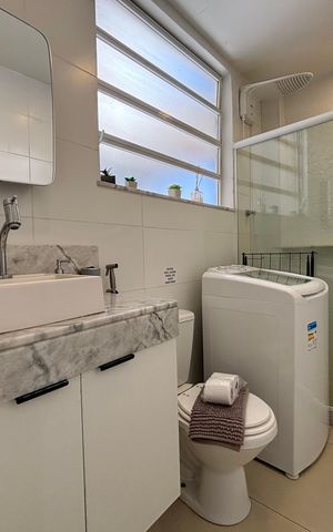 Apartamento à venda com 32m², 1 quarto e sem vaga Apartamento à venda com 32m², 1 quarto e sem vagaBanheiro social