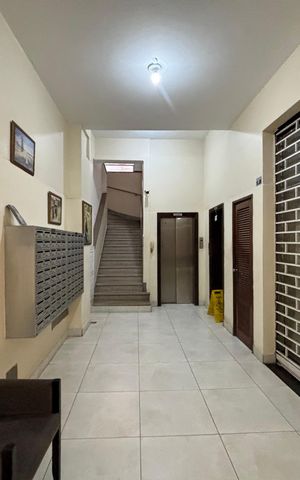 Apartamento à venda com 32m², 1 quarto e sem vaga Apartamento à venda com 32m², 1 quarto e sem vagaPortaria