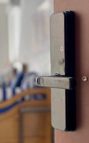 Apartamento à venda com 32m², 1 quarto e sem vaga Apartamento à venda com 32m², 1 quarto e sem vagaFechadura digital
