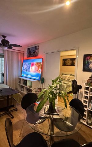 Apartamento à venda com 55m², 1 quarto e 1 vaga Apartamento à venda com 55m², 1 quarto e 1 vagaSala