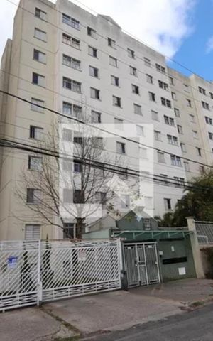 Apartamento à venda com 41m², 2 quartos e 1 vaga Apartamento à venda com 41m², 2 quartos e 1 vagaFachada e portaria
