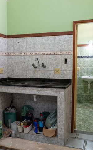 Casa à venda com 150m², 4 quartos e sem vaga