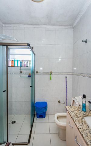 Casa à venda com 280m², 3 quartos e 3 vagasBanheiro