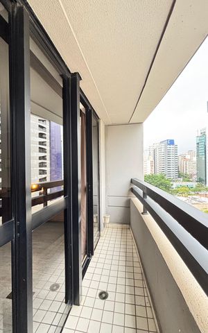 Studio à venda com 33m², 1 quarto e 1 vaga Studio à venda com 33m², 1 quarto e 1 vagaVaranda