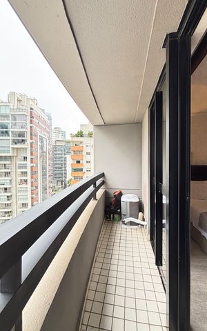 Studio à venda com 33m², 1 quarto e 1 vaga Studio à venda com 33m², 1 quarto e 1 vagaVaranda