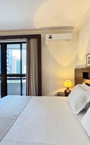 Studio à venda com 33m², 1 quarto e 1 vaga Studio à venda com 33m², 1 quarto e 1 vagaStudio