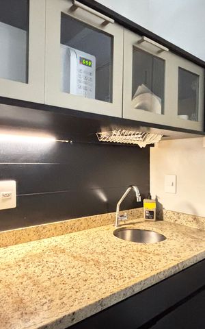 Studio à venda com 33m², 1 quarto e 1 vaga Studio à venda com 33m², 1 quarto e 1 vagaStudio