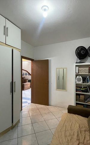 Casa à venda com 170m², 4 quartos e 4 vagas