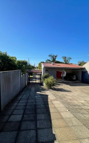 Casa à venda com 170m², 4 quartos e 4 vagas