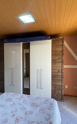 Casa à venda com 170m², 4 quartos e 4 vagas