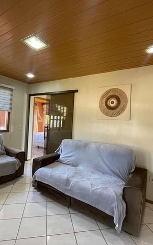 Casa à venda com 170m², 4 quartos e 4 vagas