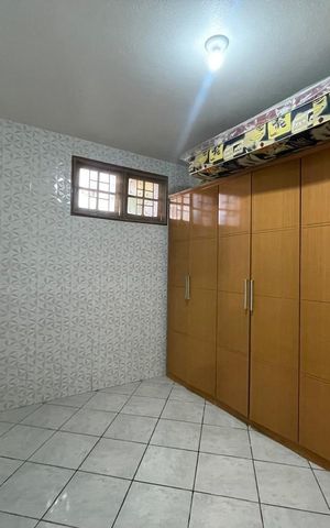 Casa à venda com 170m², 4 quartos e 4 vagas