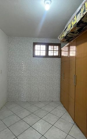 Casa à venda com 170m², 4 quartos e 4 vagas