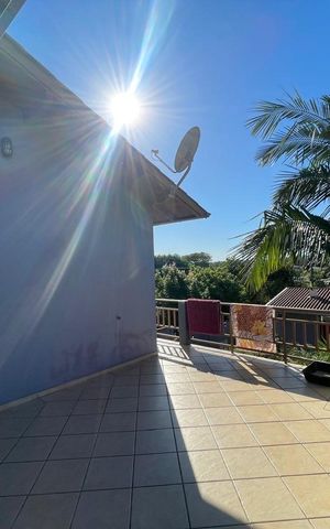 Casa à venda com 170m², 4 quartos e 4 vagas