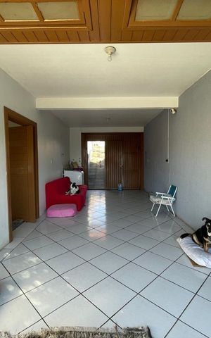 Casa à venda com 170m², 4 quartos e 4 vagas