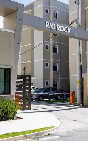 Apartamento para alugar com 56m², 2 quartos e 1 vaga Apartamento para alugar com 56m², 2 quartos e 1 vagaFachada e portaria