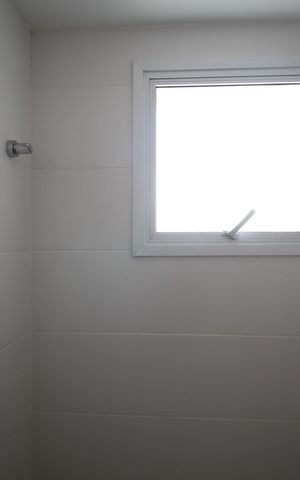 Apartamento à venda com 78m², 2 quartos e 2 vagasBanheiro da Suíte 2