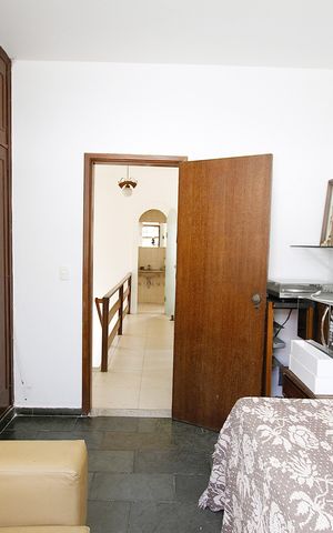 Casa à venda com 220m², 4 quartos e 2 vagasQuarto 3 