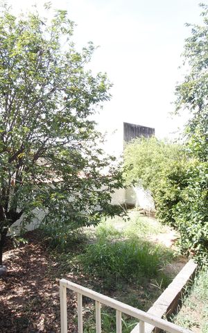 Casa à venda com 220m², 4 quartos e 2 vagasQuintal