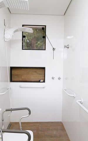 Casa à venda com 220m², 4 quartos e 2 vagasBanheiro da Suíte 1