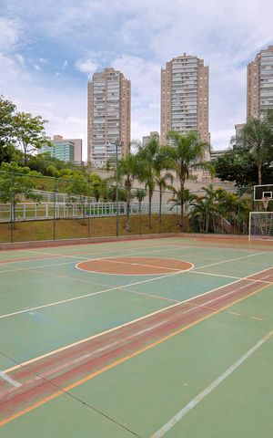Apartamento à venda com 103m², 3 quartos e 3 vagas Apartamento à venda com 103m², 3 quartos e 3 vagasÁrea comum - Quadra Poliesportiva
