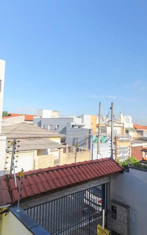 Casa à venda com 270m², 3 quartos e 4 vagas Casa à venda com 270m², 3 quartos e 4 vagasVaranda da Suite