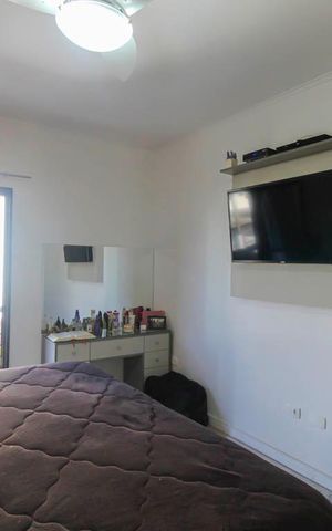 Casa à venda com 270m², 3 quartos e 4 vagas Casa à venda com 270m², 3 quartos e 4 vagasSuite