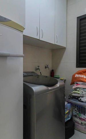 Casa à venda com 270m², 3 quartos e 4 vagas Casa à venda com 270m², 3 quartos e 4 vagasÁrea de Serviço