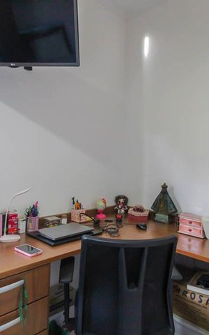 Casa à venda com 270m², 3 quartos e 4 vagas Casa à venda com 270m², 3 quartos e 4 vagasQuarto 2