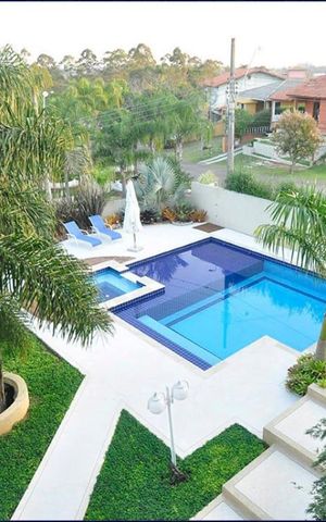 Casa para alugar com 800m², 4 quartos e 6 vagas Casa para alugar com 800m², 4 quartos e 6 vagasÁrea externa