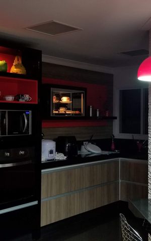Casa para alugar com 800m², 4 quartos e 6 vagas Casa para alugar com 800m², 4 quartos e 6 vagasCozinha