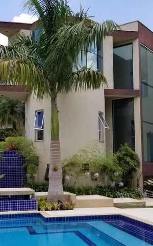 Casa para alugar com 800m², 4 quartos e 6 vagas Casa para alugar com 800m², 4 quartos e 6 vagasÁrea externa