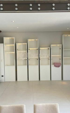 Apartamento à venda com 239m², 4 quartos e 4 vagas