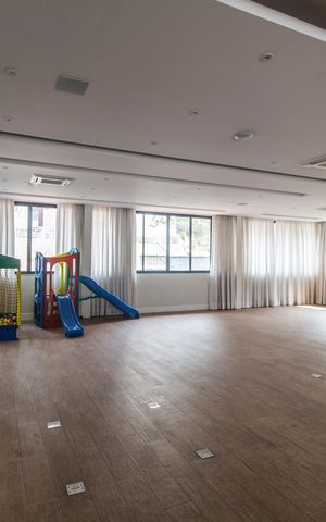 Casa de condomínio à venda com 452m², 1 quarto e 4 vagas Casa de condomínio à venda com 452m², 1 quarto e 4 vagasÁrea comum - Salão de festas