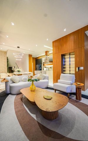 Casa de condomínio à venda com 452m², 1 quarto e 4 vagas Casa de condomínio à venda com 452m², 1 quarto e 4 vagasSala