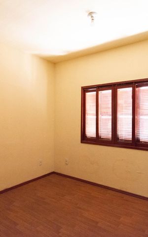 Casa à venda com 370m², 3 quartos e 7 vagas