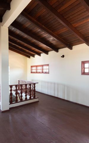 Casa à venda com 370m², 3 quartos e 7 vagas