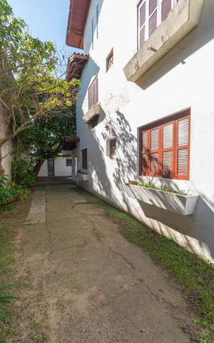 Casa à venda com 370m², 3 quartos e 7 vagas
