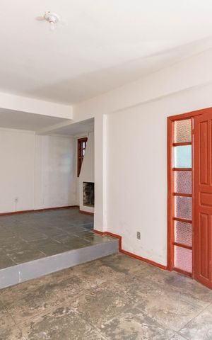 Casa à venda com 370m², 3 quartos e 7 vagas