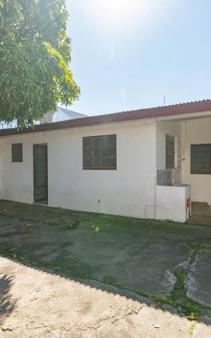 Casa à venda com 370m², 3 quartos e 7 vagas