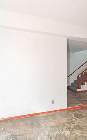 Casa à venda com 370m², 3 quartos e 7 vagas